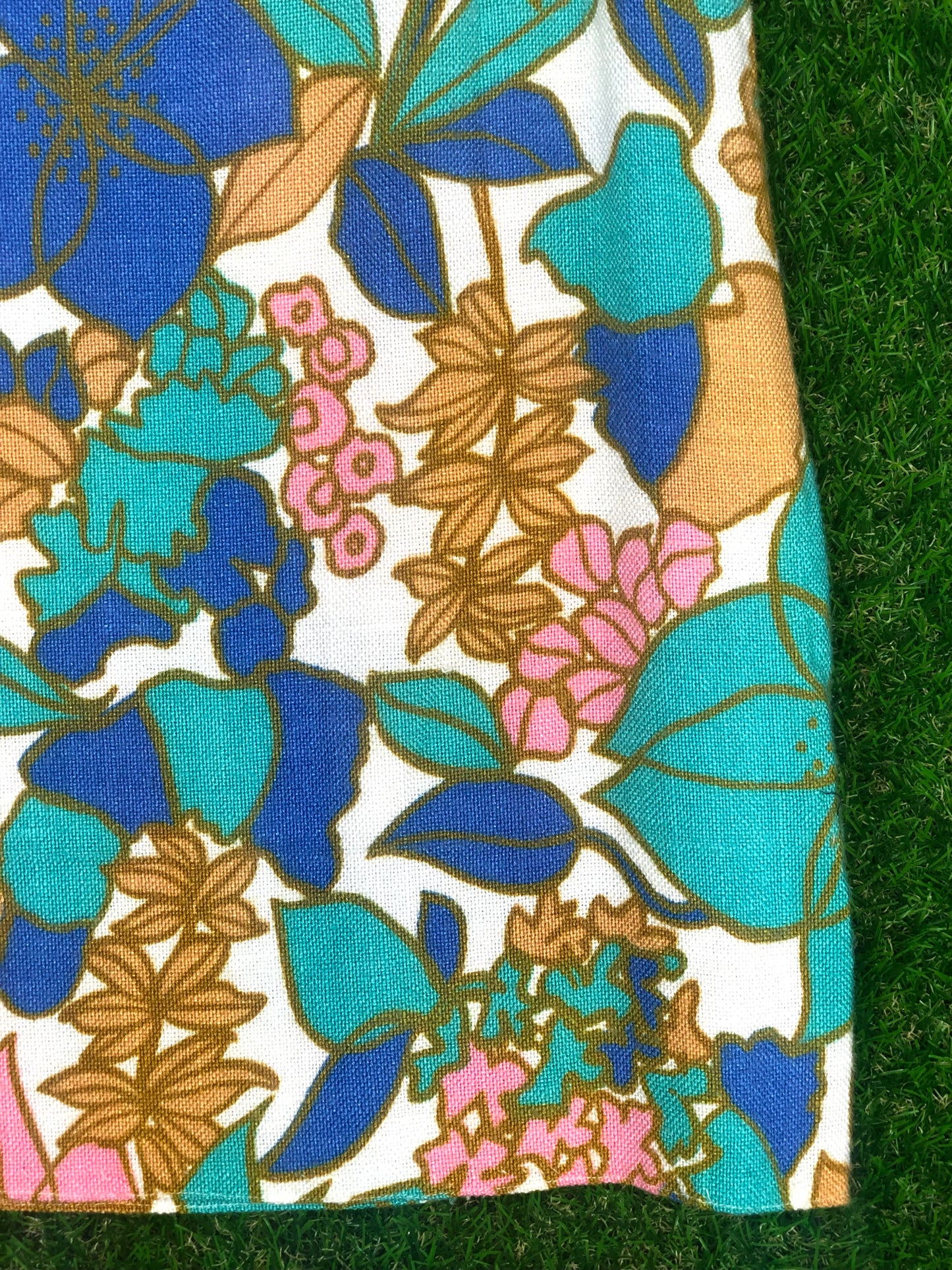 1950's Floral Pastel Pencil Skirt