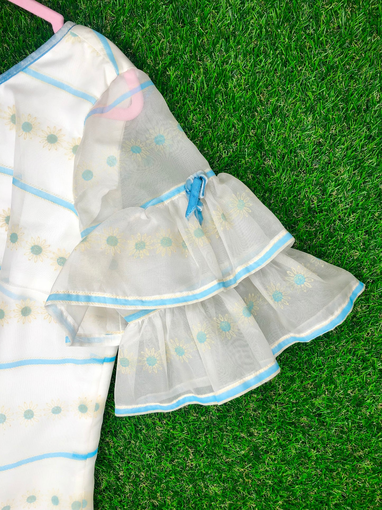 1960's Flower Power Floral Daisy Shift Dress