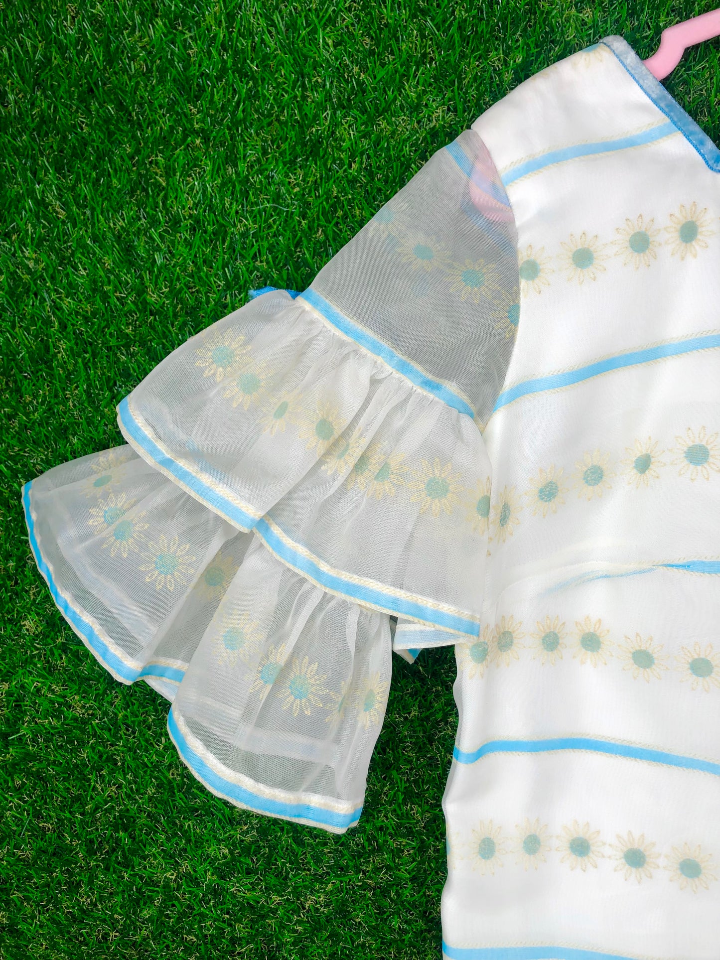 1960's Flower Power Floral Daisy Shift Dress