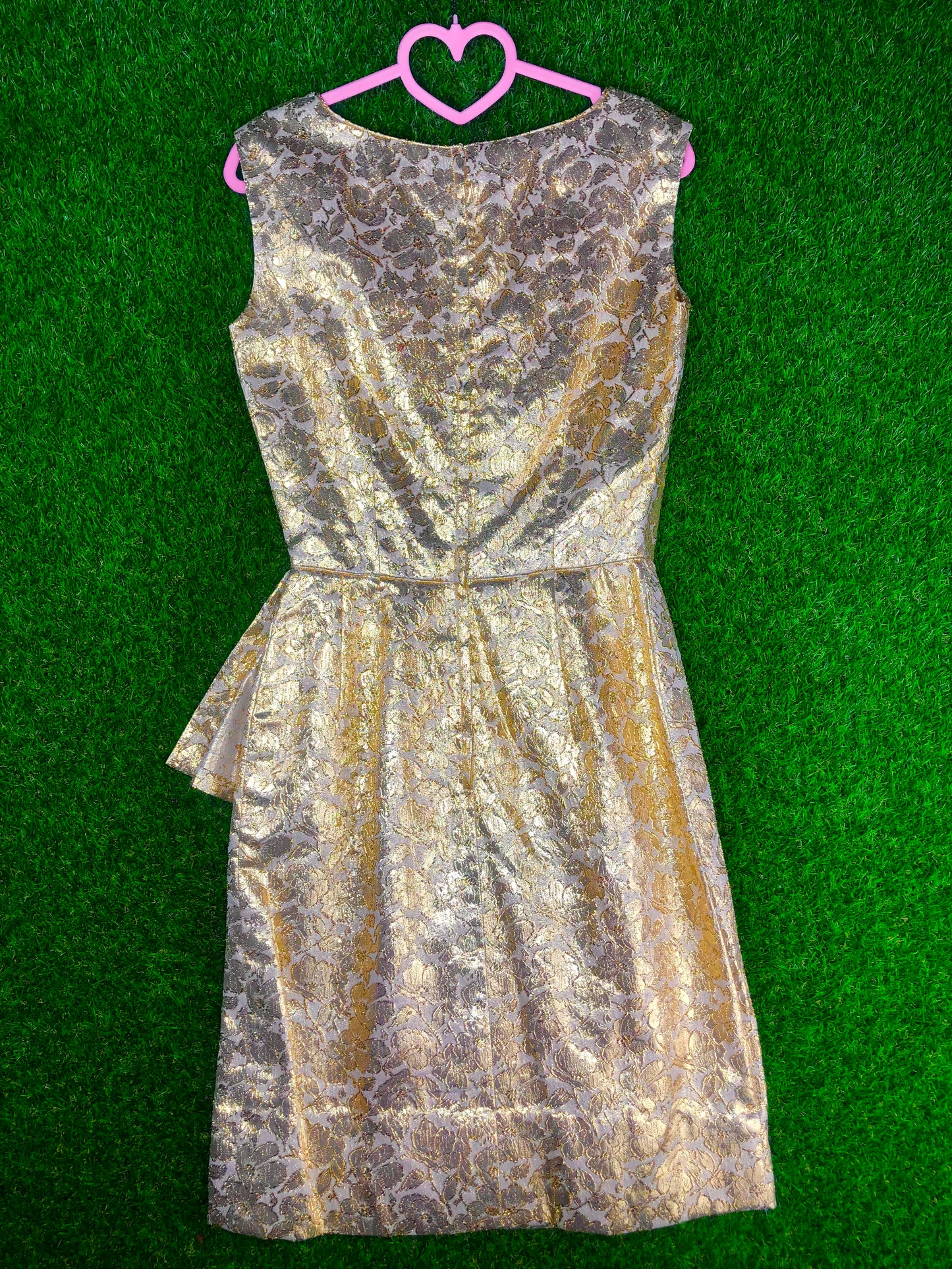 1950's 'Marilyn Monroe' Worthy Gold Pinup Wiggle Dress
