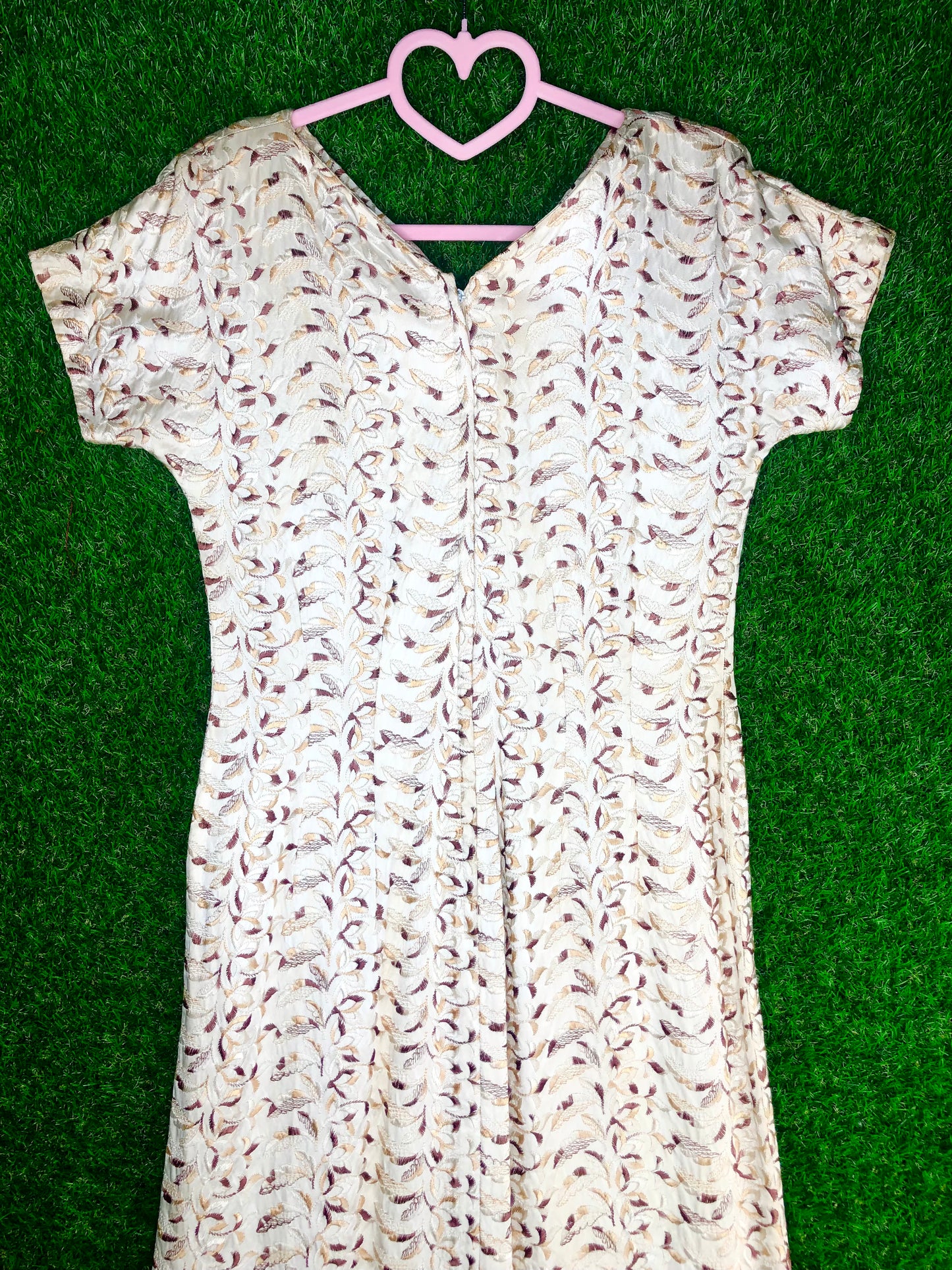 1950's Brown and Cream Embroidered Wiggle Dress