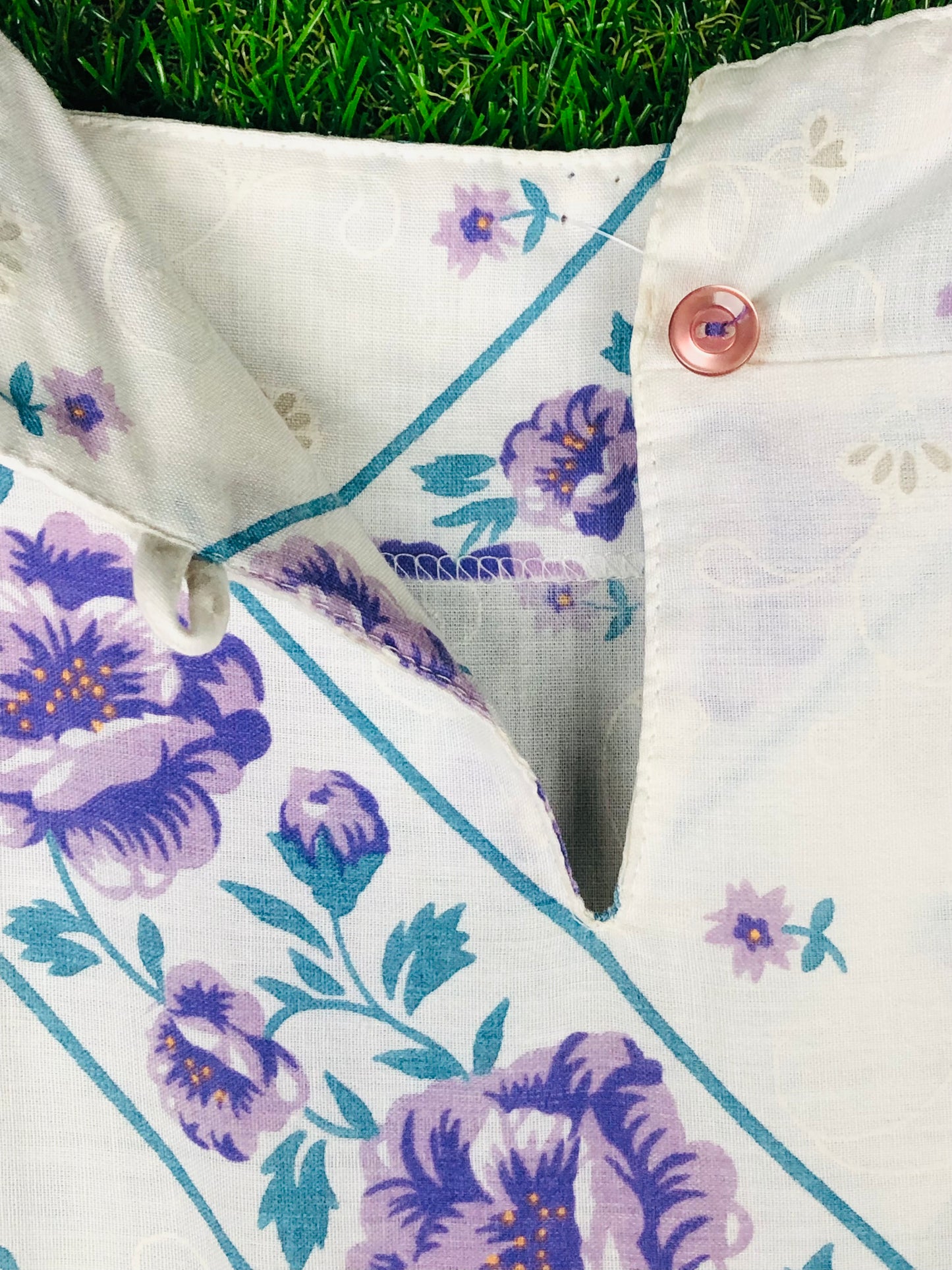 1980's Romantic Volup Dress With Purple Flowers