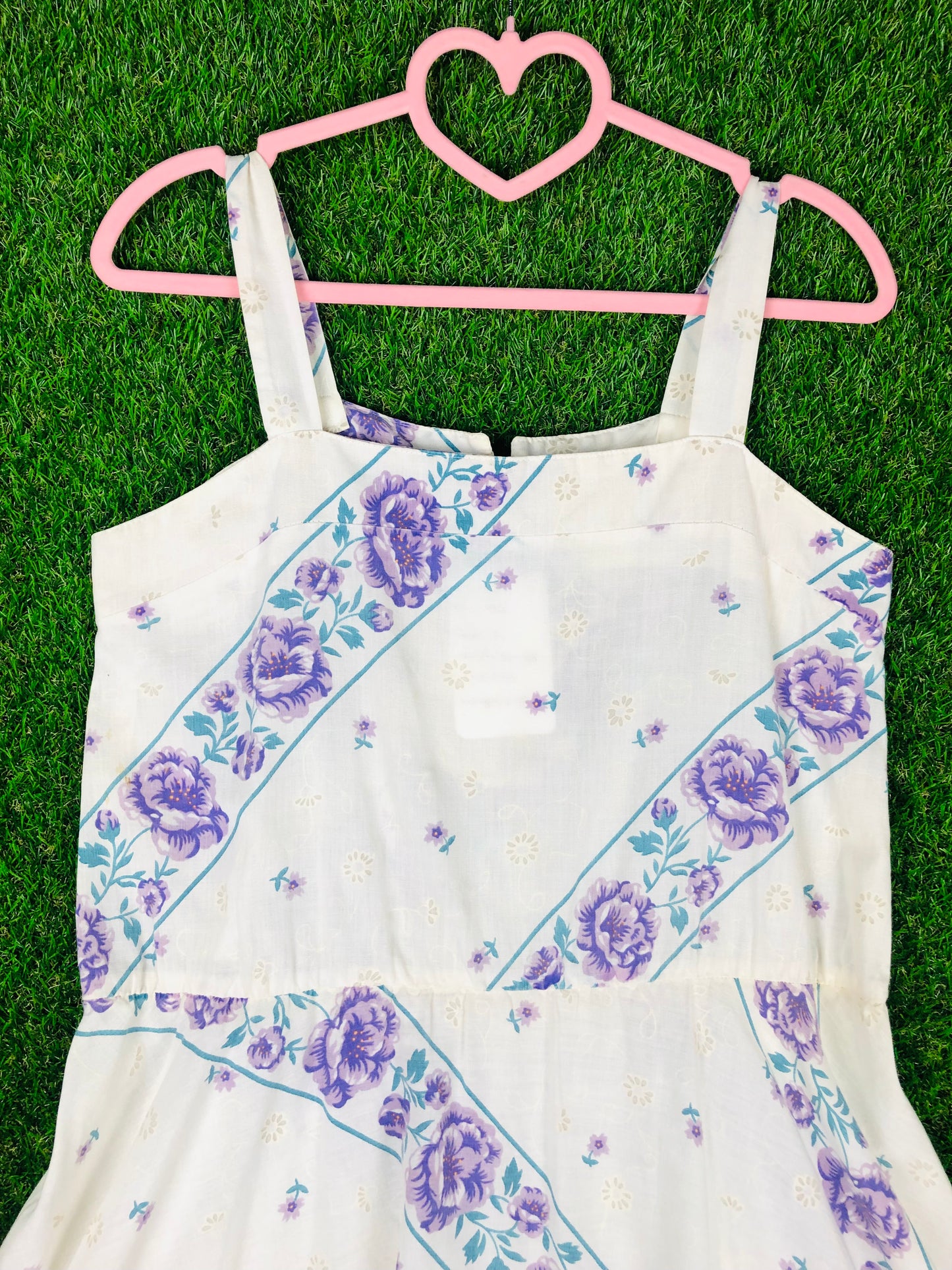 1980's Romantic Volup Dress With Purple Flowers