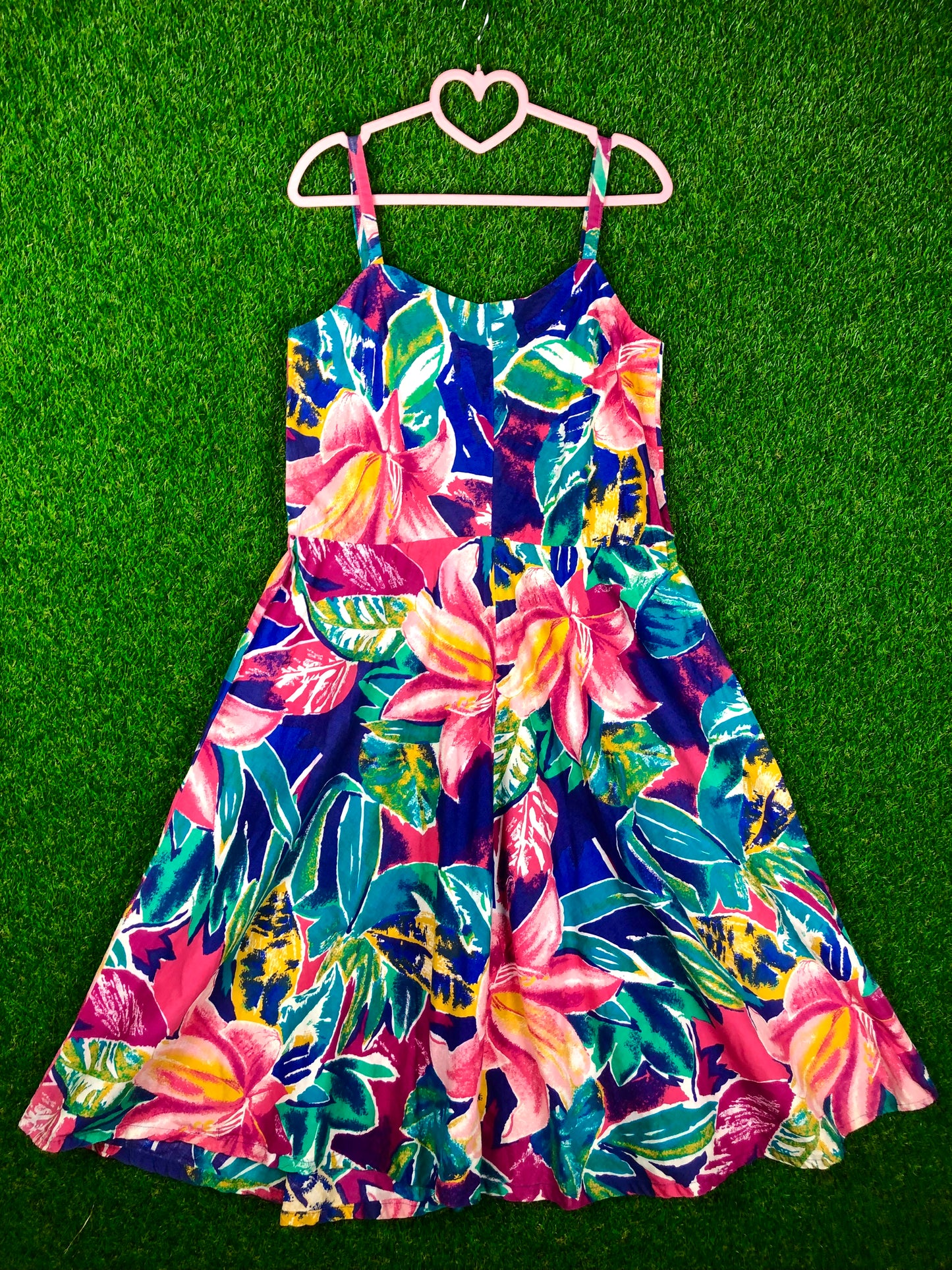 1980's Colorful Floral Tropical-Print Volup Dress