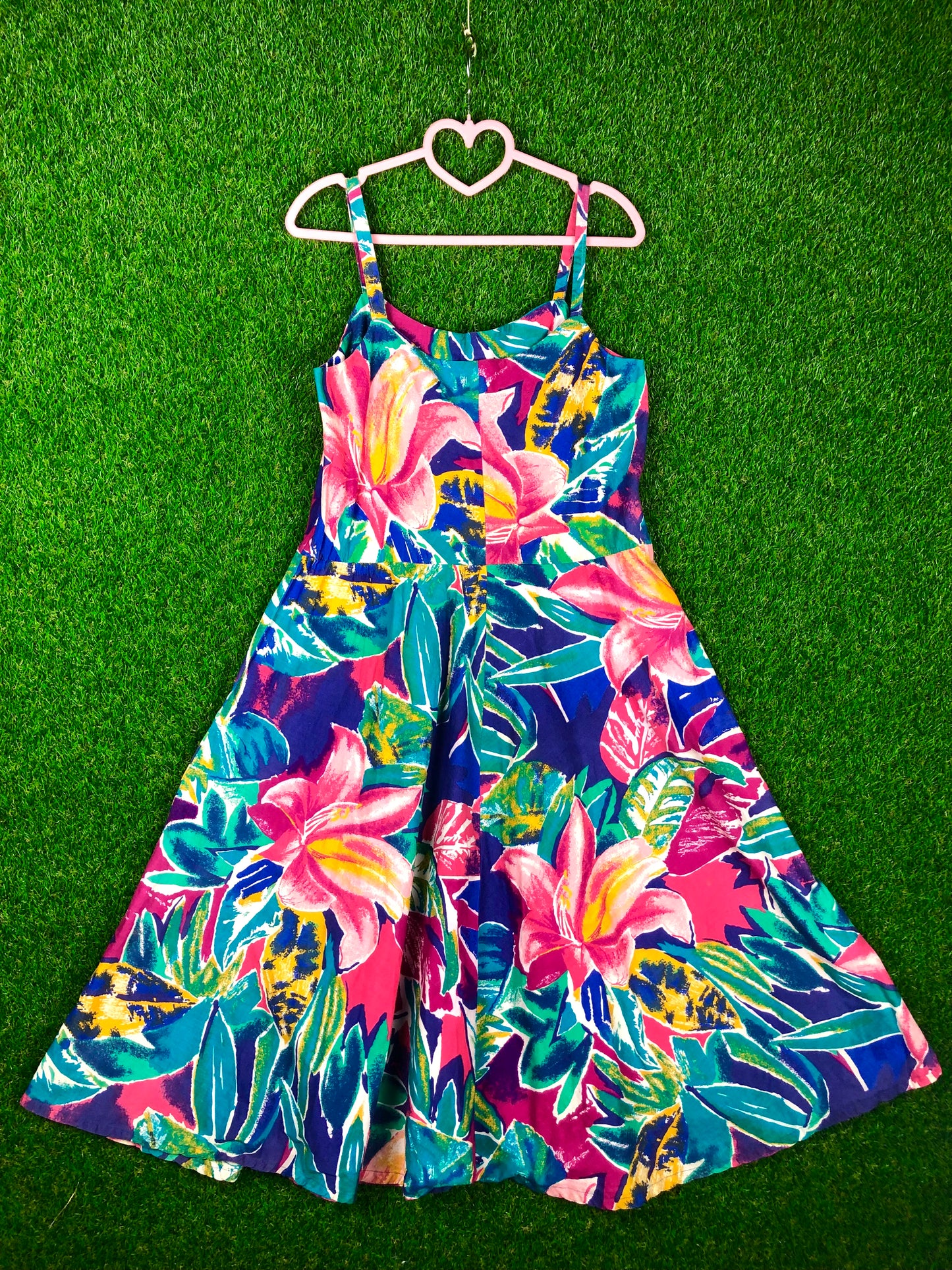 1980's Colorful Floral Tropical-Print Volup Dress