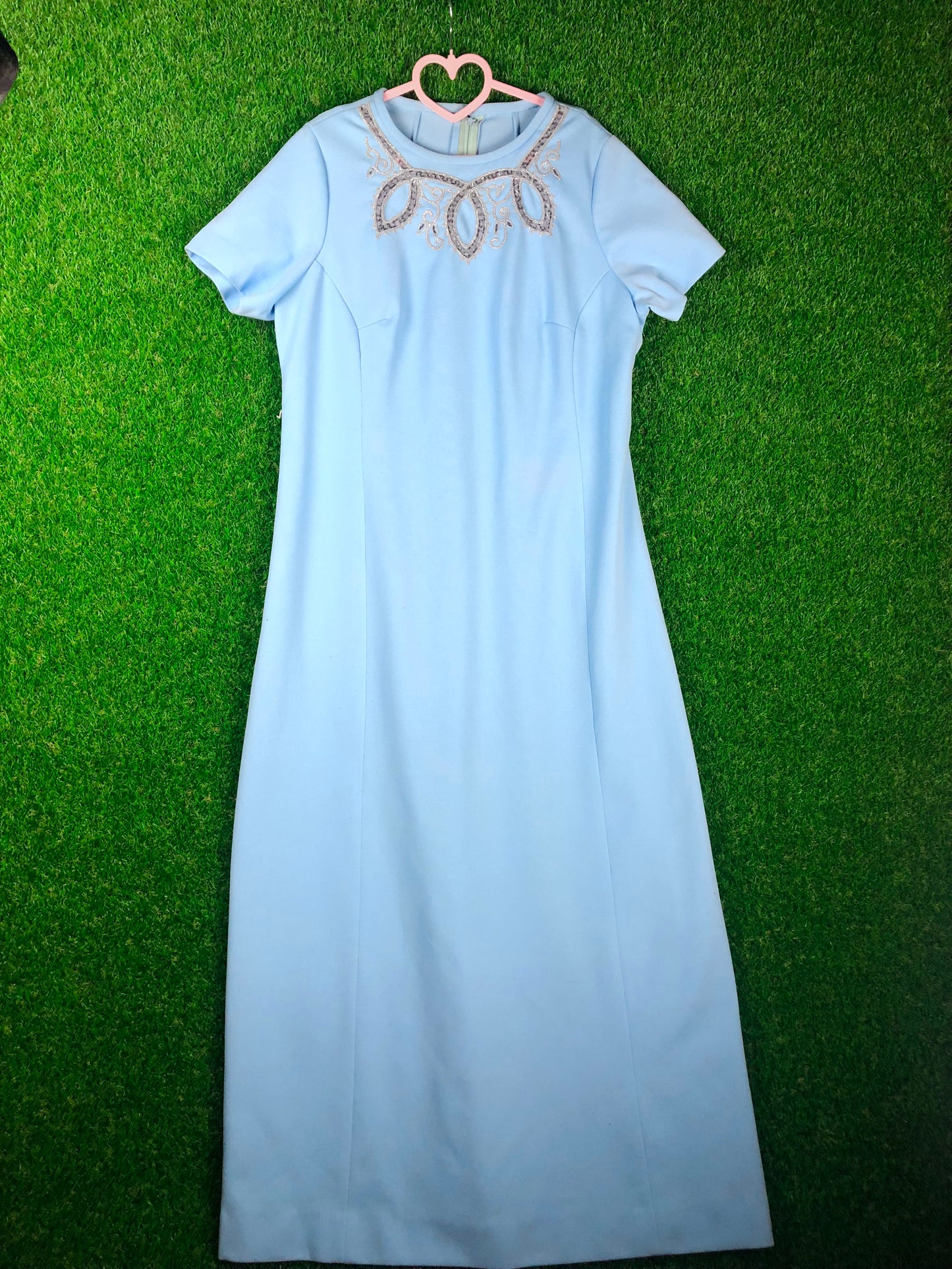 1970's Fancy Volup Maxi Dress With Neckline Embroidery