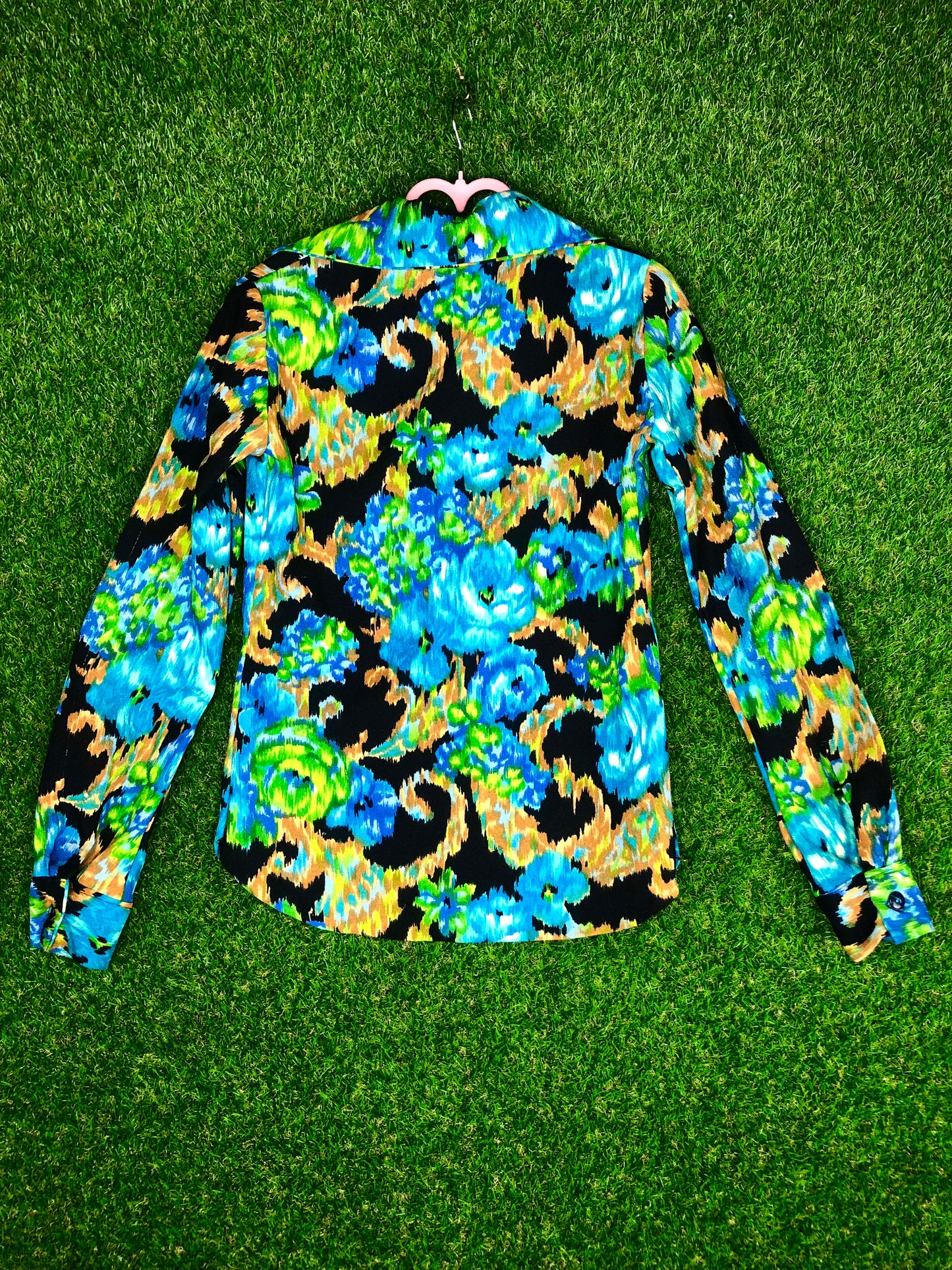 1970's Colorful Long-Sleeved Floral Top