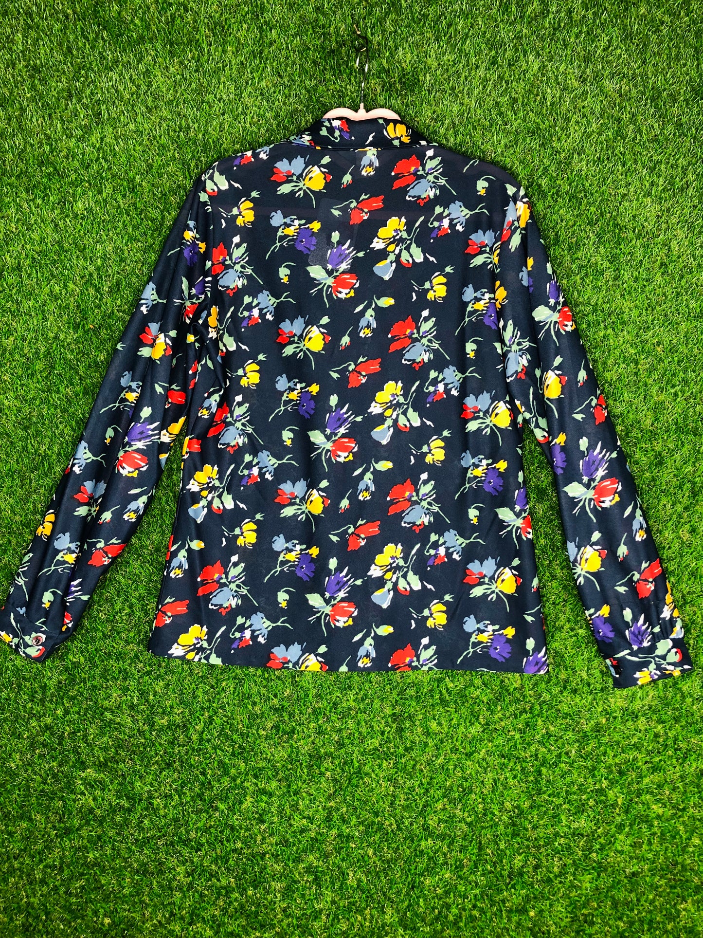 1970's Colorful Floral Navy Top