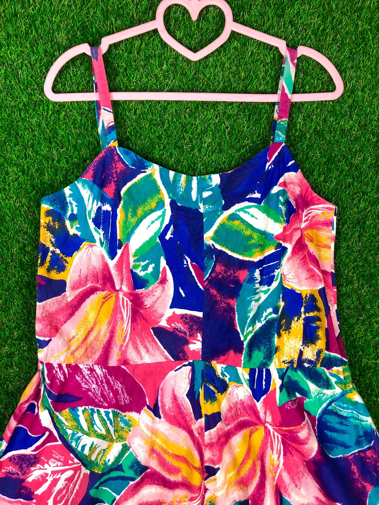 1980's Colorful Floral Tropical-Print Volup Dress