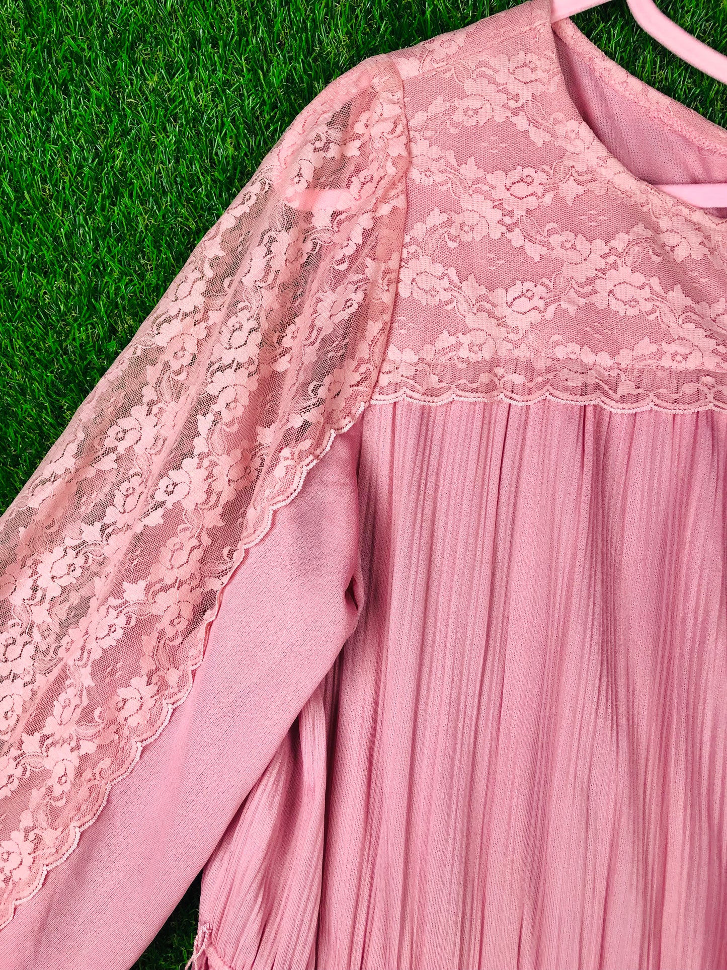 1980's Volup Pink Dress with Lace Details